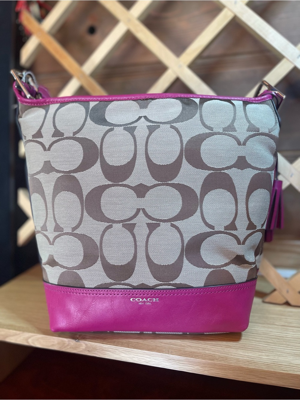 NWT Authentic Coach New York Shoulder Bag/ Slouchy Hobo /Bucket Bag / Magenta - Picture 2 of 16